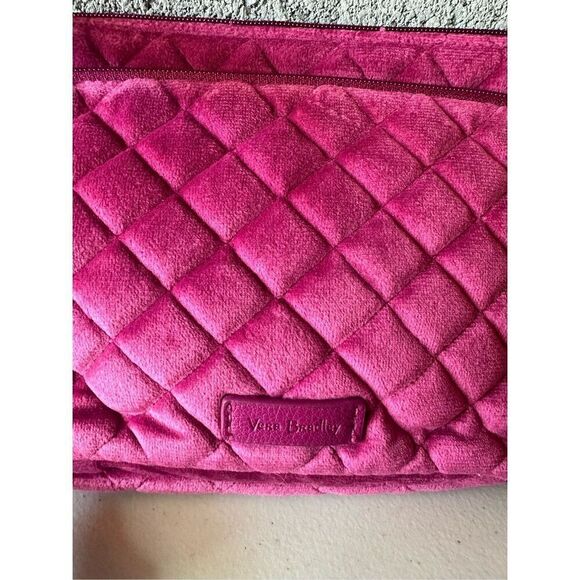 Vera Bradley Velvet Majestic Magenta Makeup Accessory Case - Picture 2 of 5